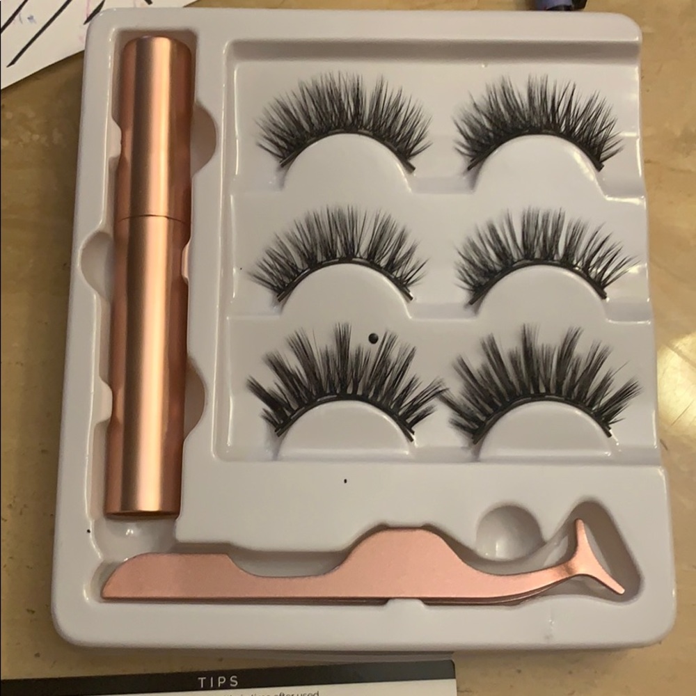 Magnetic lashes